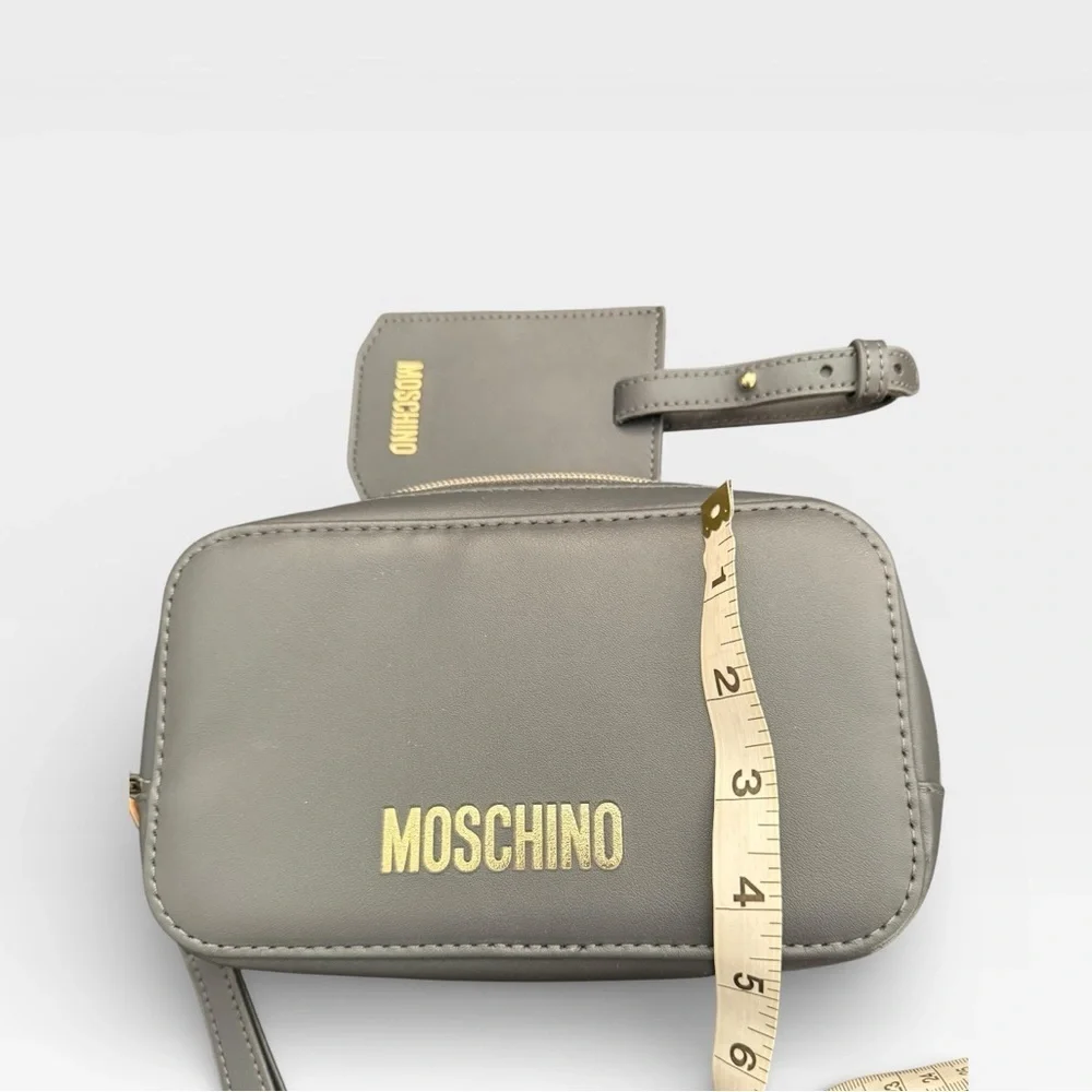 New Moschino Cosmetics Travel bag with luggage name tag